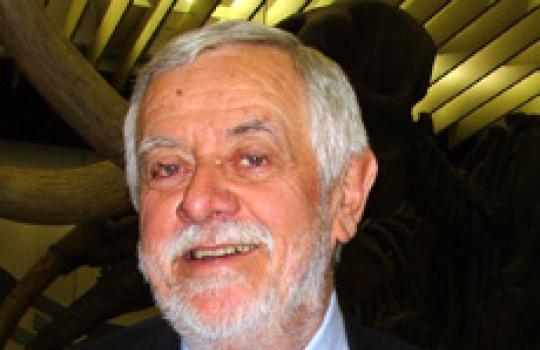 M. Yves Coppens